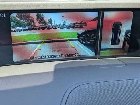 New 2025 Lincoln Nautilus Premier image 8