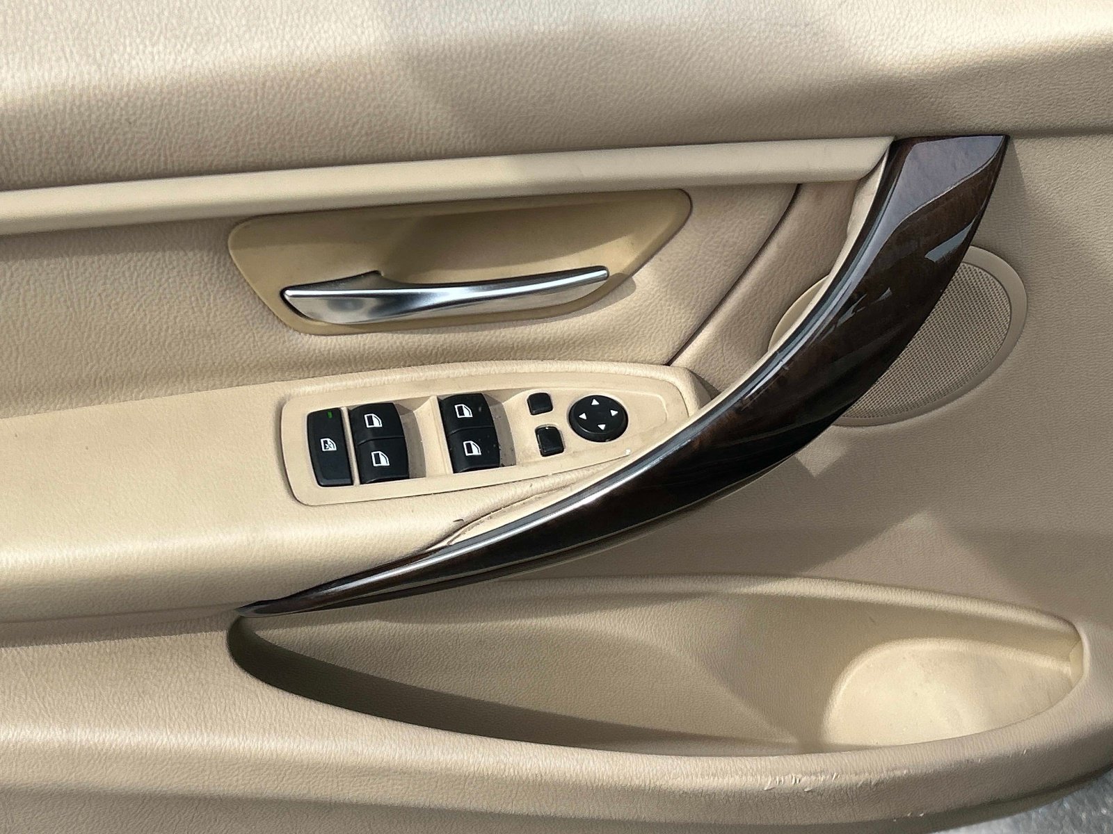 Used 2015 BMW 328i Sedan RWD image 21