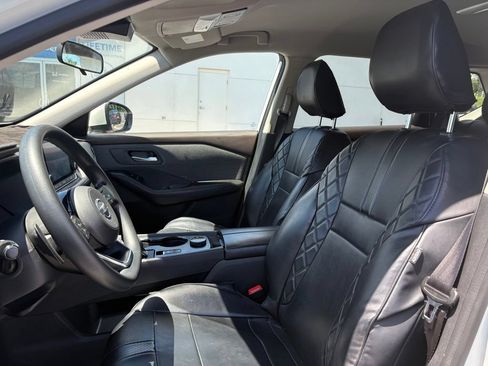 Used 2021 Nissan Rogue SV AWD/4WD image 6