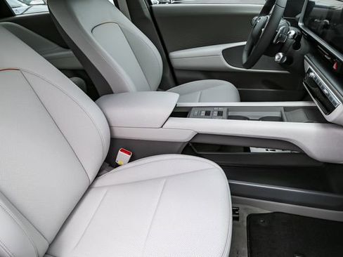 New 2025 Hyundai Ioniq 6 SEL image 16