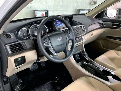 Used 2014 Honda Accord LX image 16