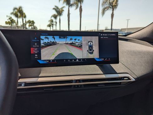 Used 2024 BMW iX M60 image 26