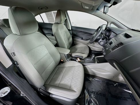 Used 2015 Kia Forte LX image 29
