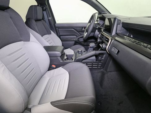 New 2026 Toyota Tacoma TRD Off-Road image 13