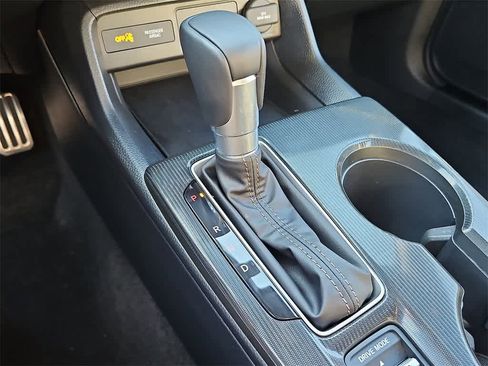 Certified 2025 Honda Civic Sport image 13