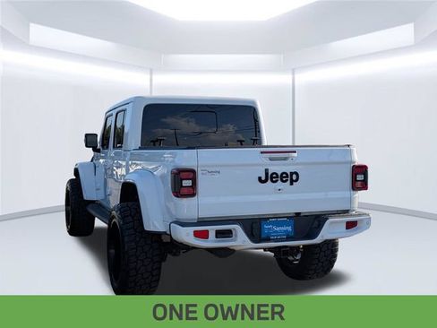 Used 2021 Jeep Gladiator Overland AWD/4WD image 4