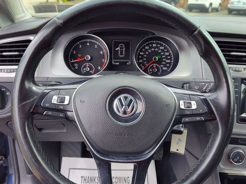 Used 2015 Volkswagen Golf S FWD image 14