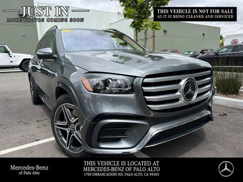 Used 2026 Mercedes-Benz GLS 450 4MATIC image 1