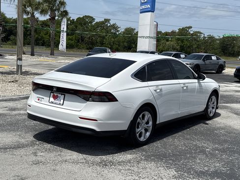 Certified 2025 Honda Accord LX image 7