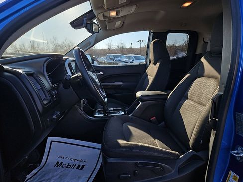 Used 2018 GMC Canyon SLE w/ SLE Convenience Package image 13