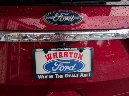 Certified 2019 Ford Explorer Limited w/ Class III Trailer Tow Package FWD image 37