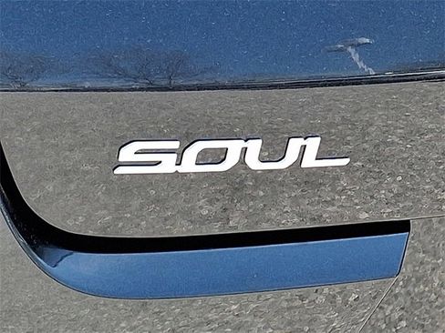 New 2025 Kia Soul LX w/ LX Technology Package image 16