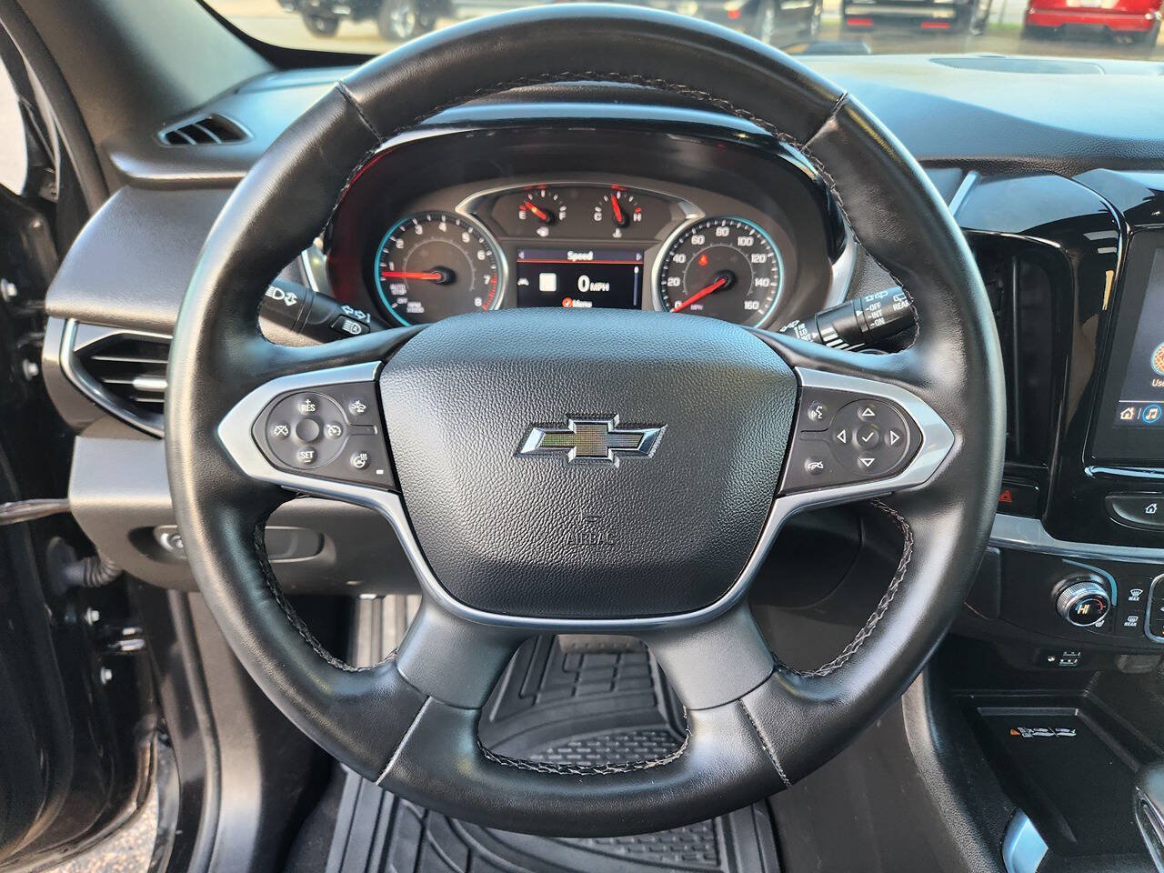 Used 2023 Chevrolet Traverse RS AWD/4WD image 25