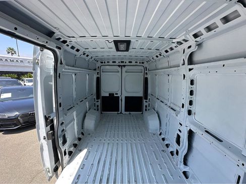Used 2023 RAM ProMaster 2500 FWD image 17