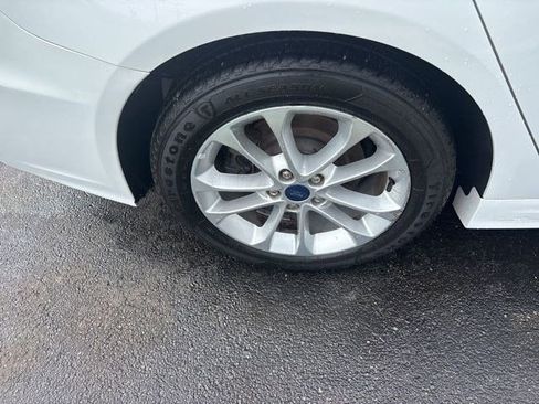 Used 2019 Ford Fusion SE image 44