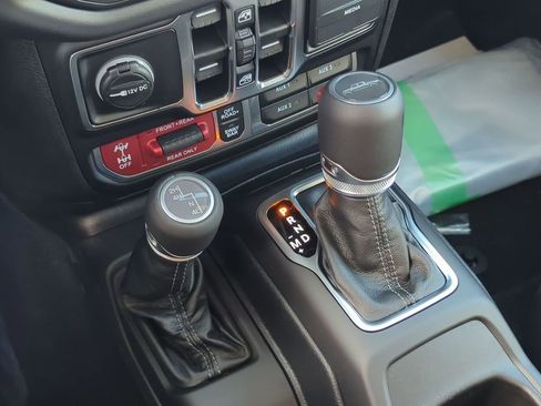 New 2026 Jeep Gladiator Rubicon w/ Safety Group image 21