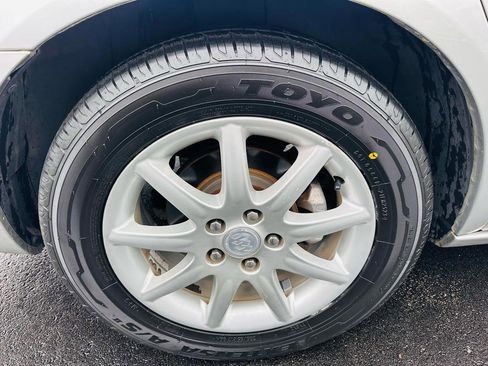 Used 2008 Buick Lucerne CXL w/ Driver Confidence Package FWD image 15