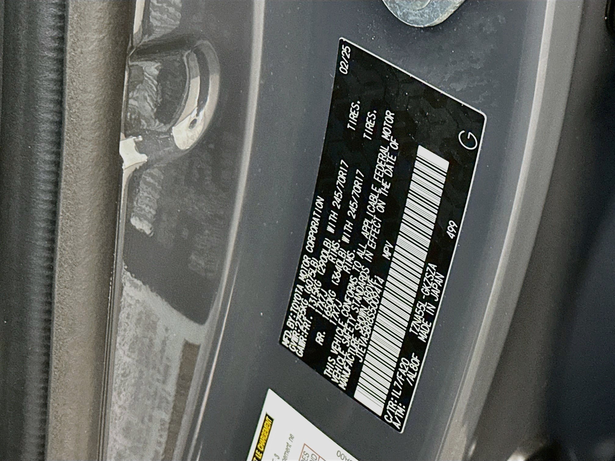 Used 2025 Toyota 4Runner SR5 AWD/4WD image 12