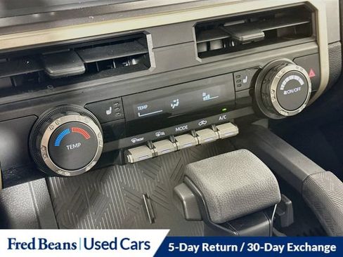 Used 2025 Toyota Tacoma SR5 AWD/4WD image 22