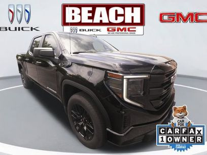 Used 2026 GMC Sierra 1500 Pro w/ Graphite Edition