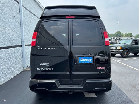 New 2026 GMC Savana 2500 Extended w/ Driver Convenience Package RWD image 9