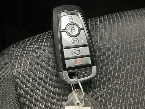 Used 2022 Ford F150 XLT w/ Equipment Group 302A High image 30