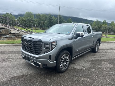 Used 2026 GMC Sierra 1500 Denali Ultimate AWD/4WD image 1