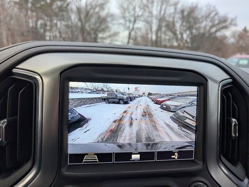 Used 2020 Chevrolet Silverado 1500 LT Trail Boss image 24