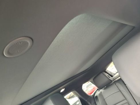 Used 2026 Land Rover Range Rover Evoque Dynamic SE image 20