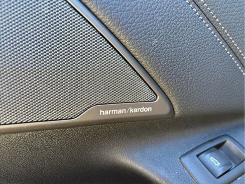 Used 2020 BMW M550i xDrive w/ Executive Package image 28