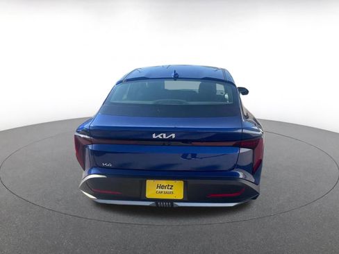 Used 2025 Kia K4 LXS image 12