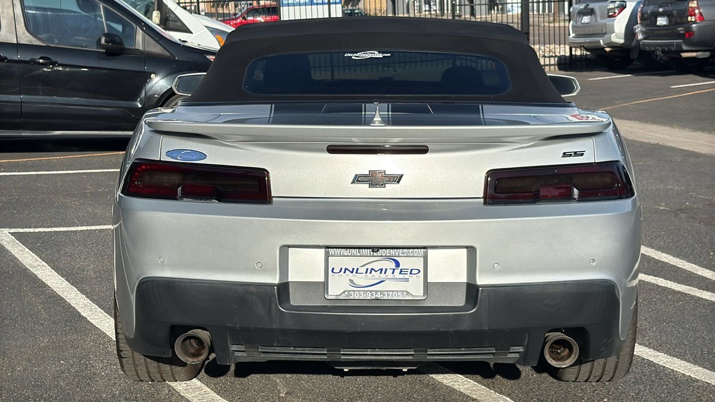 Used 2015 Chevrolet Camaro SS w/ RS Package RWD image 4