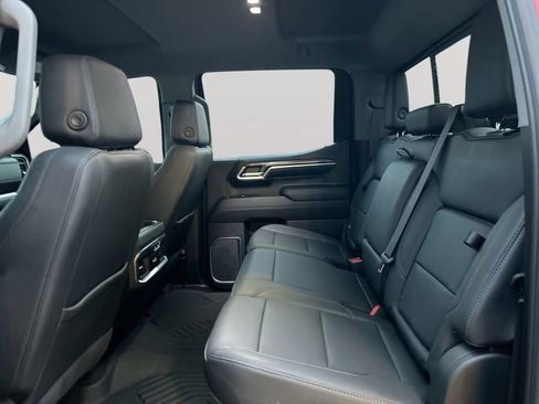 Used 2023 Chevrolet Silverado 1500 LTZ AWD/4WD image 28