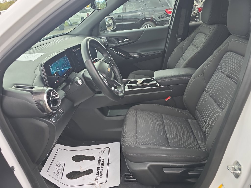 Used 2025 Chevrolet Equinox LT FWD image 22