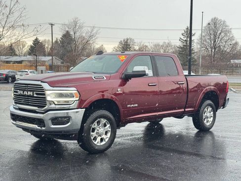 Used 2020 RAM 3500 Laramie image 12