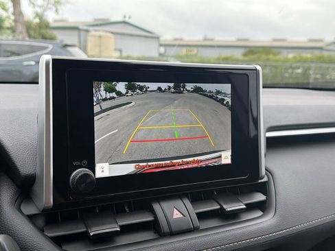 Certified 2025 Toyota RAV4 LE image 30