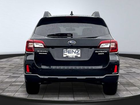 Used 2016 Subaru Outback 3.6R Limited AWD/4WD image 5
