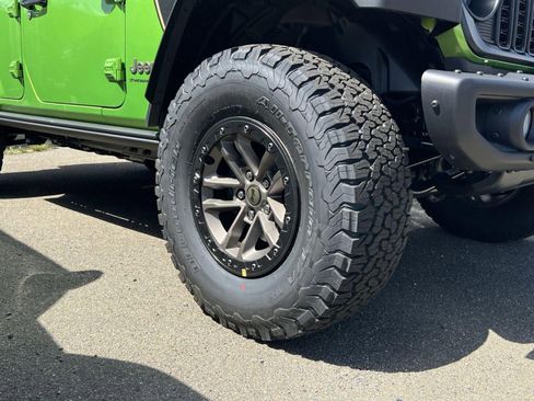 New 2025 Jeep Wrangler Unlimited Rubicon 392 image 5