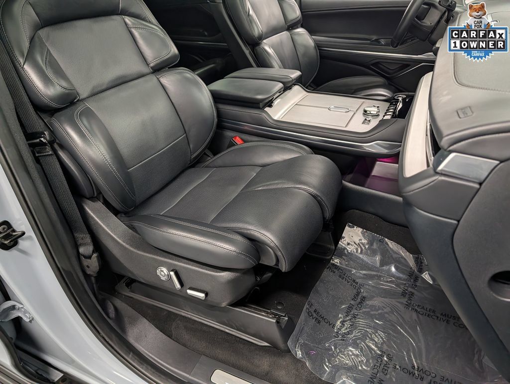 Used 2025 Lincoln Navigator Reserve AWD/4WD image 31
