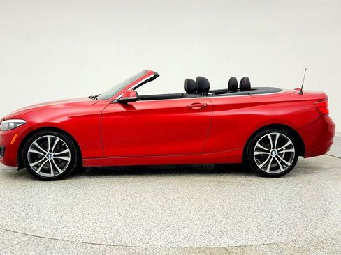 Used 2019 BMW 230i xDrive Convertible w/ Premium Package image 8