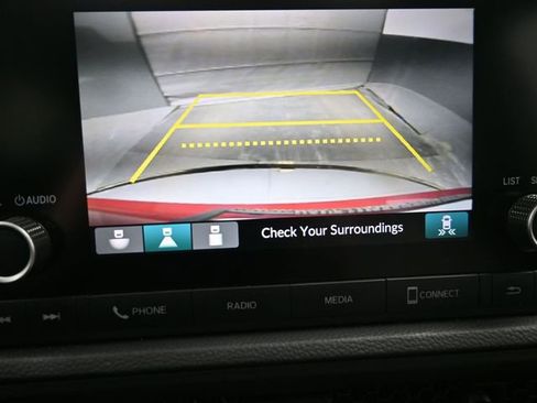 Used 2025 Honda CR-V EX image 32