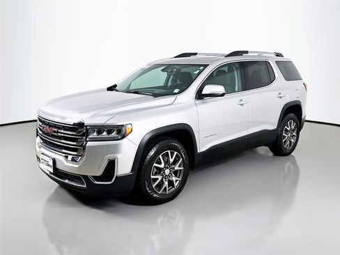 Used 2020 GMC Acadia SLE w/ Driver Convenience Package image 4