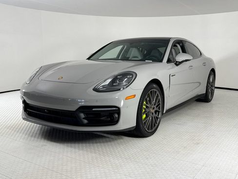 Certified 2023 Porsche Panamera 4 Platinum Edition AWD/4WD image 1