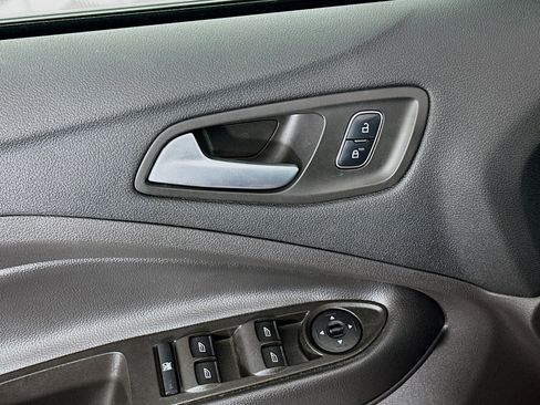 Used 2018 Ford Escape SEL image 15