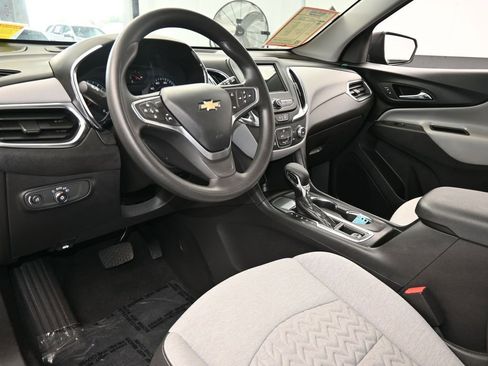 Used 2023 Chevrolet Equinox LS w/ Driver Confidence II Package image 12