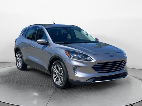 Used 2021 Ford Escape SEL w/ Technology Package FWD image 7