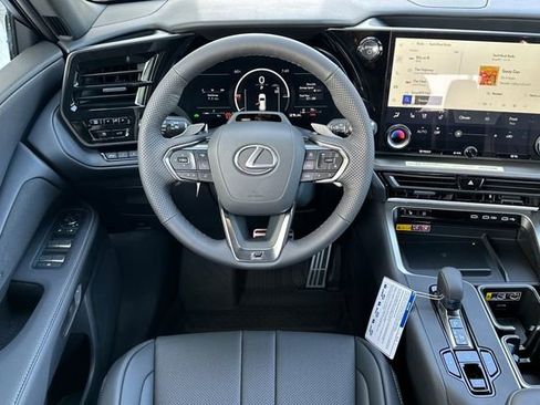 New 2026 Lexus TX 500h AWD image 12