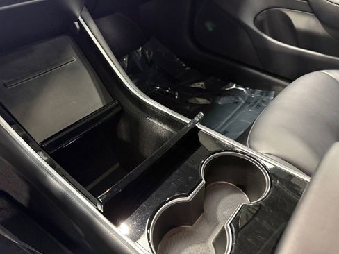 Used 2020 Tesla Model 3 Long Range AWD/4WD image 28