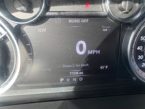 Used 2018 RAM 1500 Laramie image 21