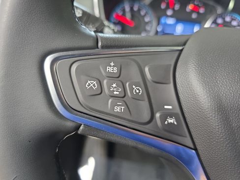Used 2024 Chevrolet Equinox LT AWD/4WD image 16